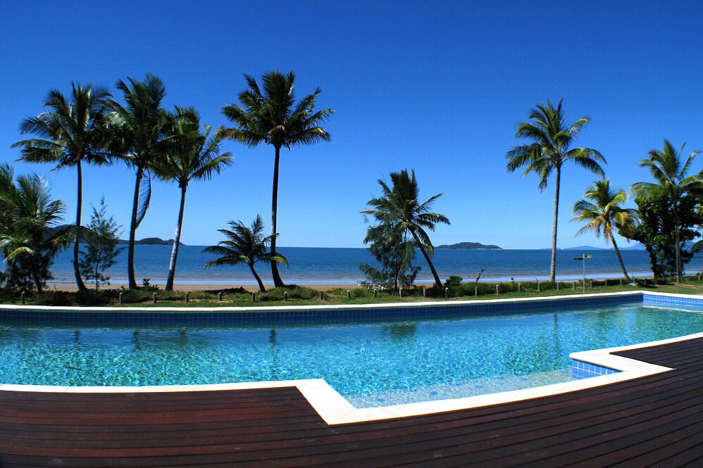 Mission Beach Holiday Homes • Bella's Beach House • Mission Beach Holiday Australia